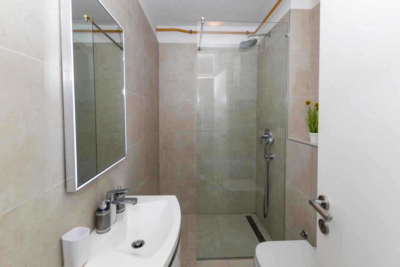 Lusea Apartment Zadar Exterior photo